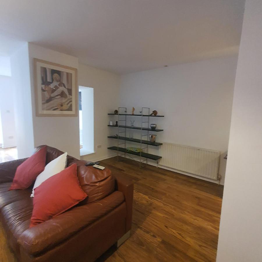 Modern Apt @Tramway Theatre Appartamento Glasgow Esterno foto