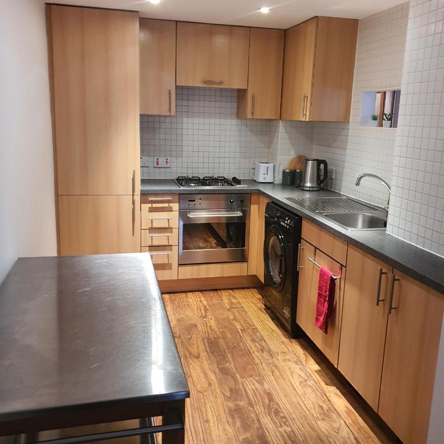 Modern Apt @Tramway Theatre Appartamento Glasgow Esterno foto
