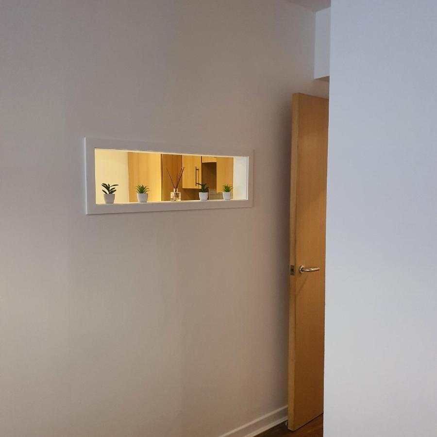 Modern Apt @Tramway Theatre Appartamento Glasgow Esterno foto